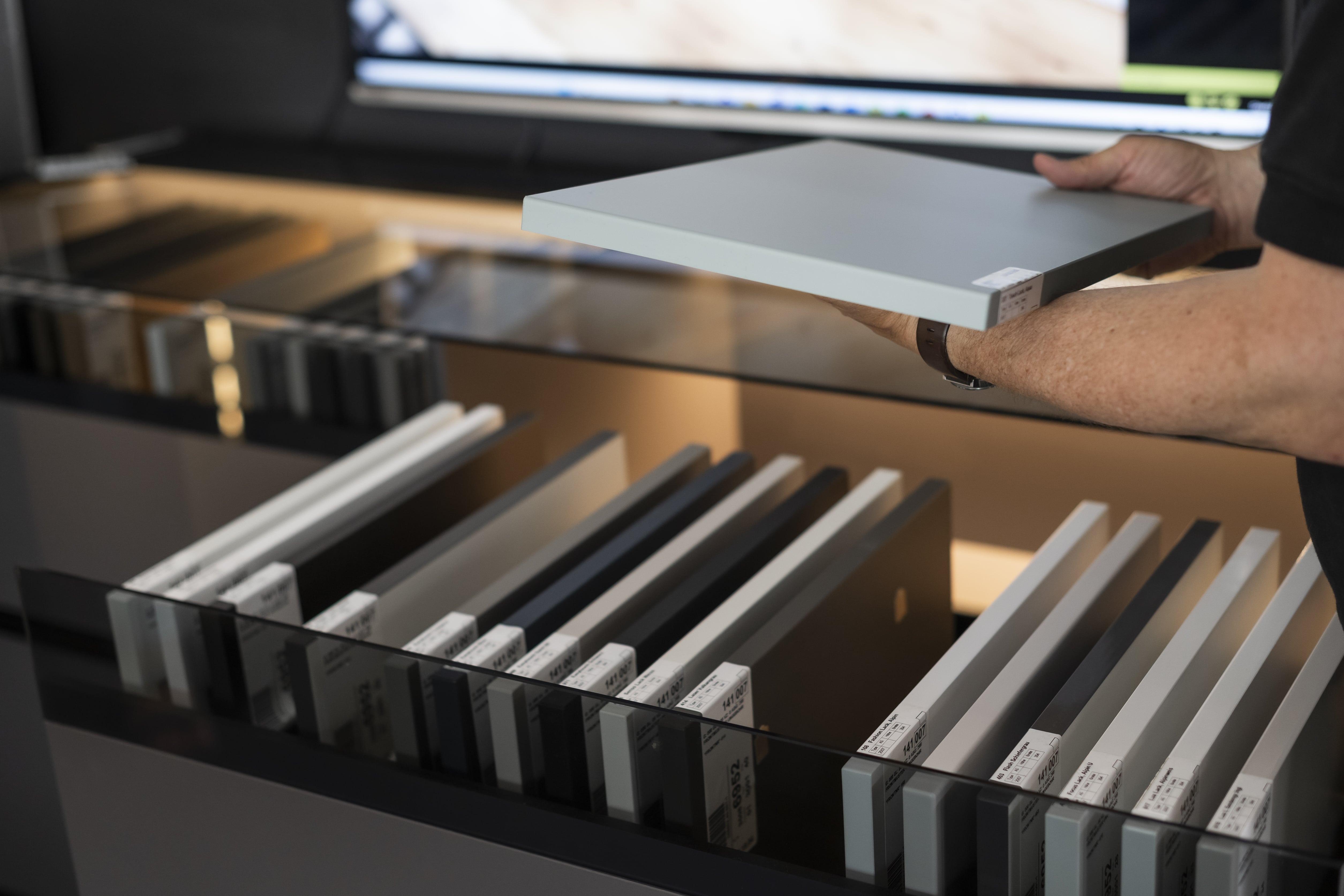 Werbemotiv allgemein zur Küchenplanung - Bemusterung